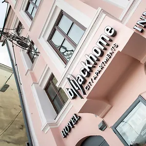 Blackhome Boutique I Contactless Check-in 3* Innsbruck